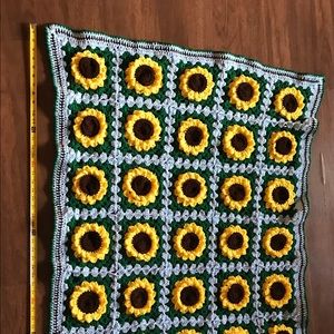 Handmade Crocheted Sunflower Blanket 🌻